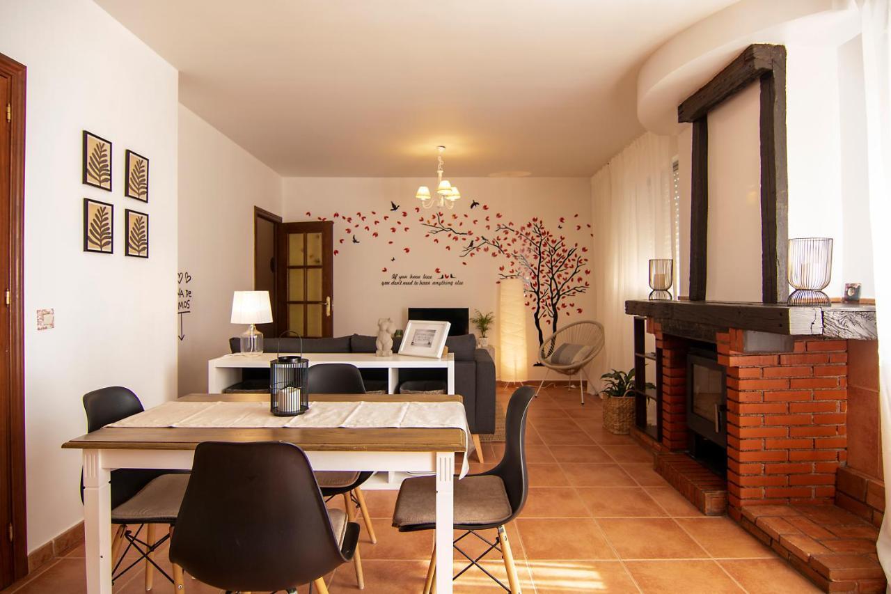 La Tendera By #cherrygredos Apartamento El Arenal (Castile and Leon)